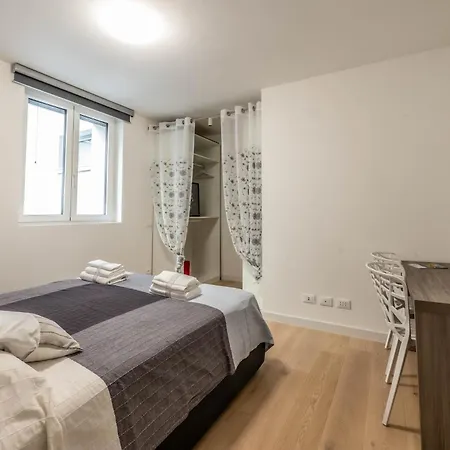 L'angolo D'estella *