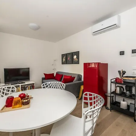 L'angolo D'estella Trieste